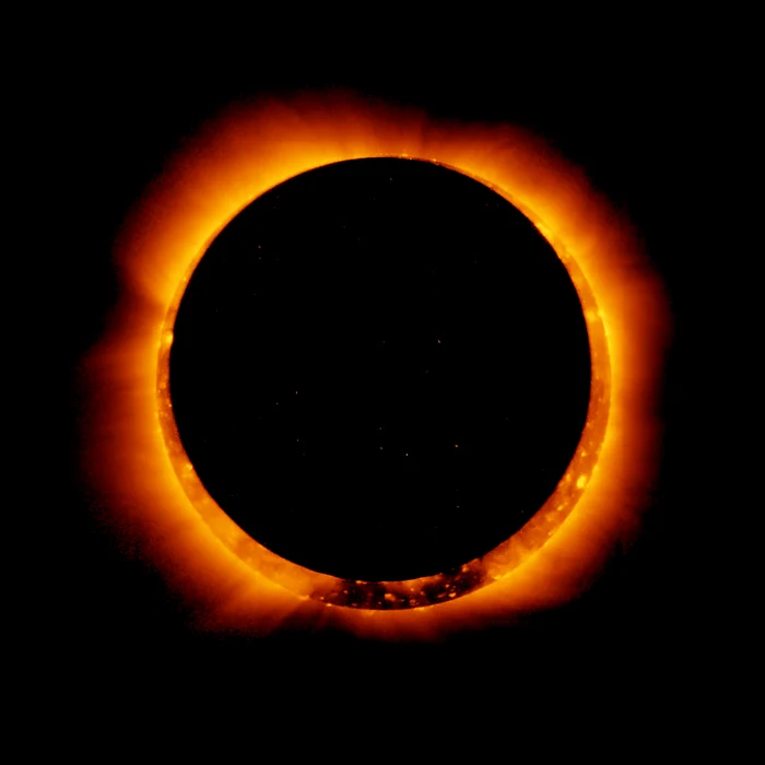 Eclipsă inelară de Soare Foto: NASA