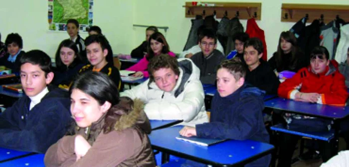 Suceava: Elevii suceveni se încălzesc la reşouri