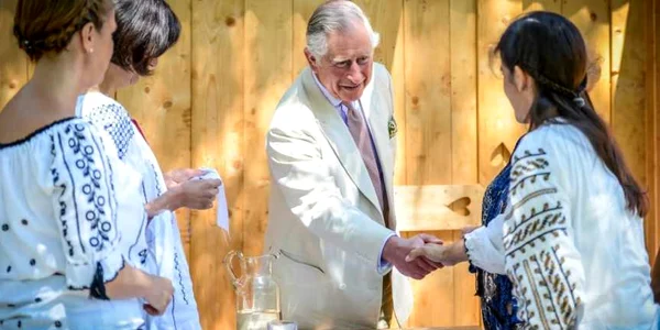 Prinţul Charles la inaugurarea centrului de la Viscri
