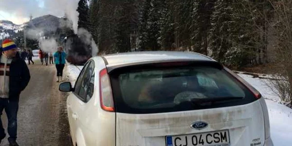 mocanita blocata masina catalin maximciuc foto