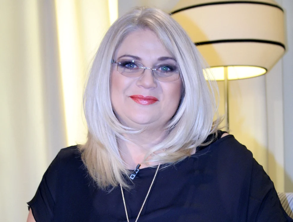 
    Dana Dorian crede că vedetele româneşti sunt precum andivele. Apar şi trec, în funcţie de sezonFoto Prima TV  