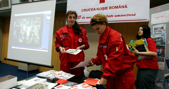 137 de ani de voluntariat în cadrul Crucii Roşii FOTO Arhivă Adevărul
