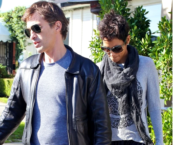 
    Halle are o fiică, Nahla (6), din relaţia cu Gabriel Aubry, şi un fiu, Maceo (2), din căsnicia cu Martinezfoto: Rex Features  