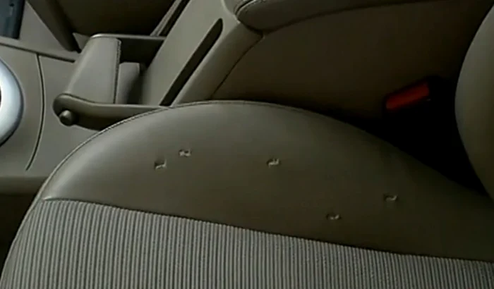 Acum câteva zile, bărbatul își distrusese mașina cu o șurubelniță