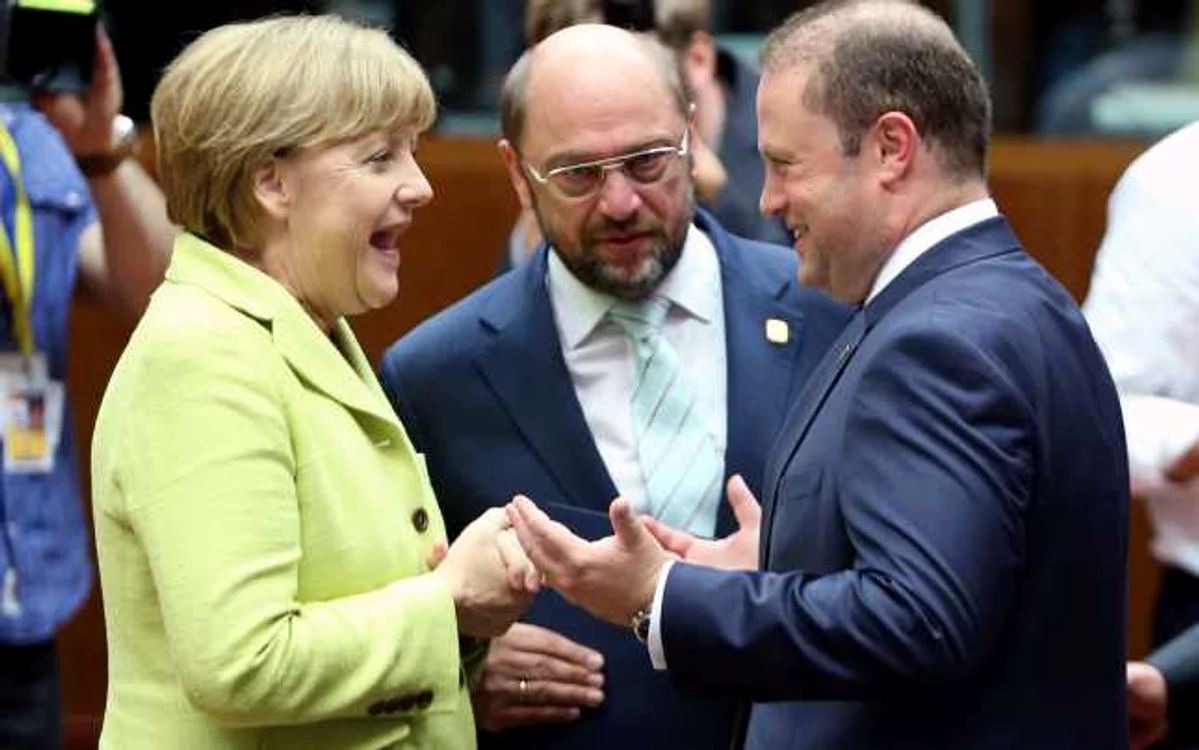 Angela Merkel, Martin Schultz, preşedintele Parlamentului European, si prim-ministrul Maltei, Joseph Muscat FOTO Reuters
