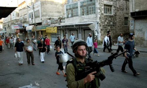 militar israelian in hebron FOTO MaanImages