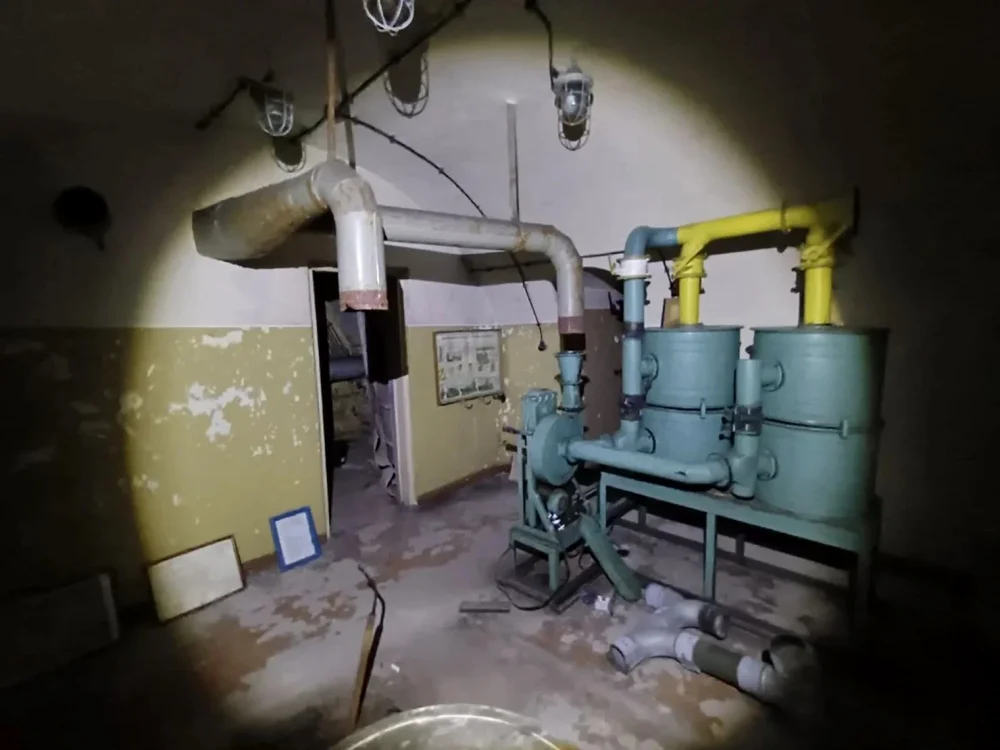 Buncăr sub o casă abandonată Foto: Reddit