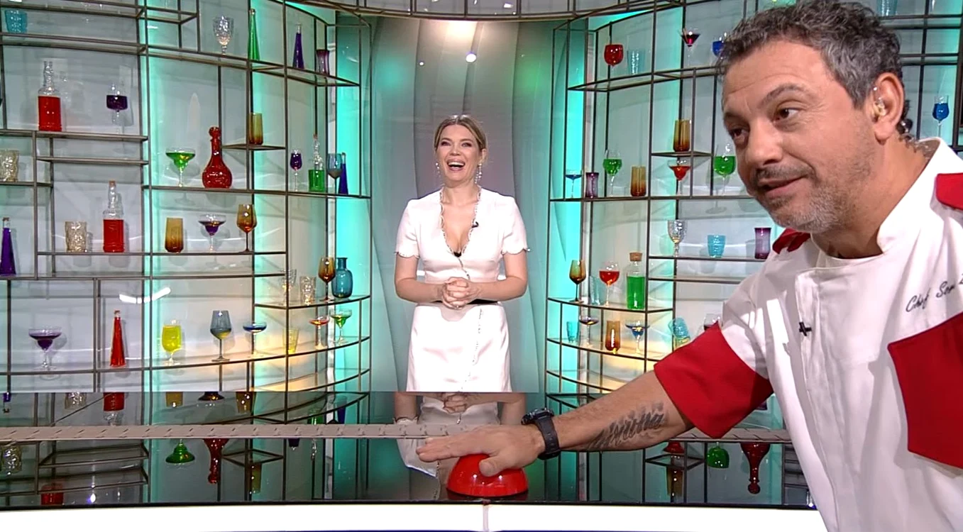 Sorin Bontea aruncă în luptă prima amuletă „Chefi la cuțite“ FOTO Antena 1