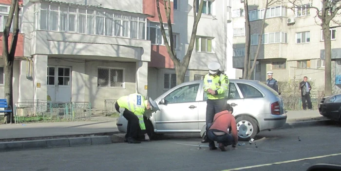 La faţa locului au sosit şi criminaliştii FOTO:adevarul