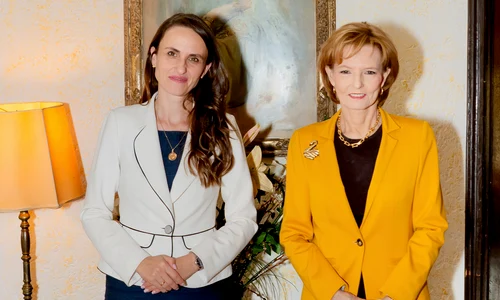 Majestatea Sa Margareta și Oana Țoiu la Palatul Elisabeta   FOTO Alexandra Curea Gogu, Casa Majestății Sale (5) jpeg