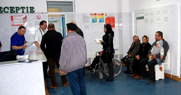 Saloanele de la UPU erau pline iar pe hol mai aşteptau la rând şi alţi pacienţi