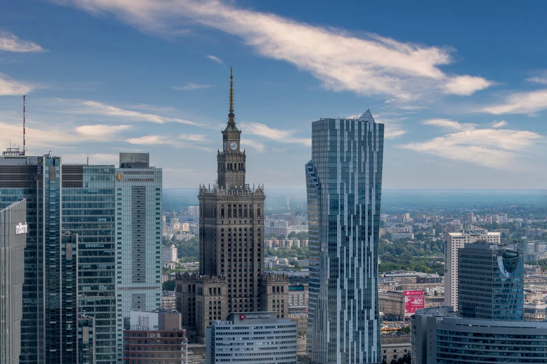 Zgârie nori din Varșovia. Foto Piotr Zakrzewski, Pixabay