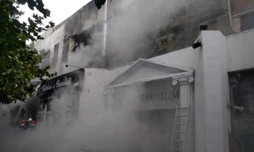 incendiu piata delfinului 2 jpeg