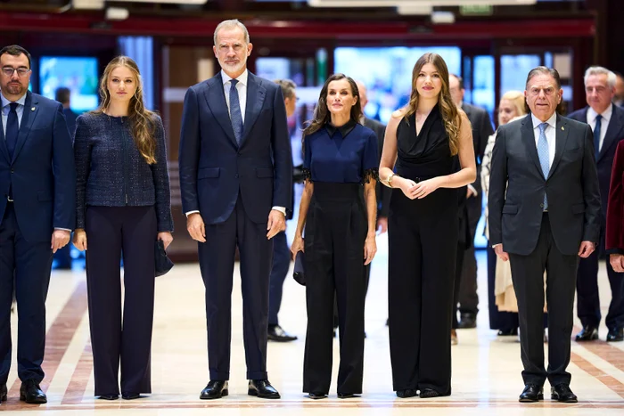Letizia, Felipe, Leonor și Sofia profimedia 1047687911 jpg