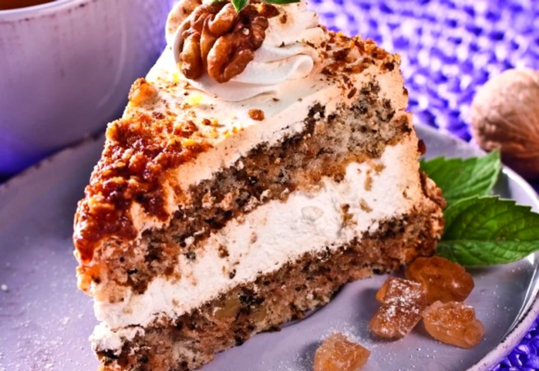 tort frabtuzesc cu ciocolata si nuca jpeg