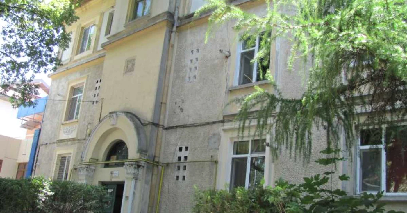 Blocurile Armatei de la Slobozia sunt vechi de peste 60 de ani FOTO: M.S.
