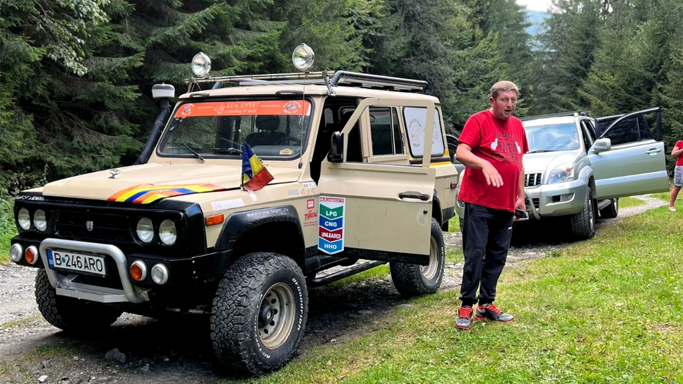 Mașina preferată a lui Cornel Bojan e un ARO cu motor TOYOTA de 2500 cmc, pe benzină