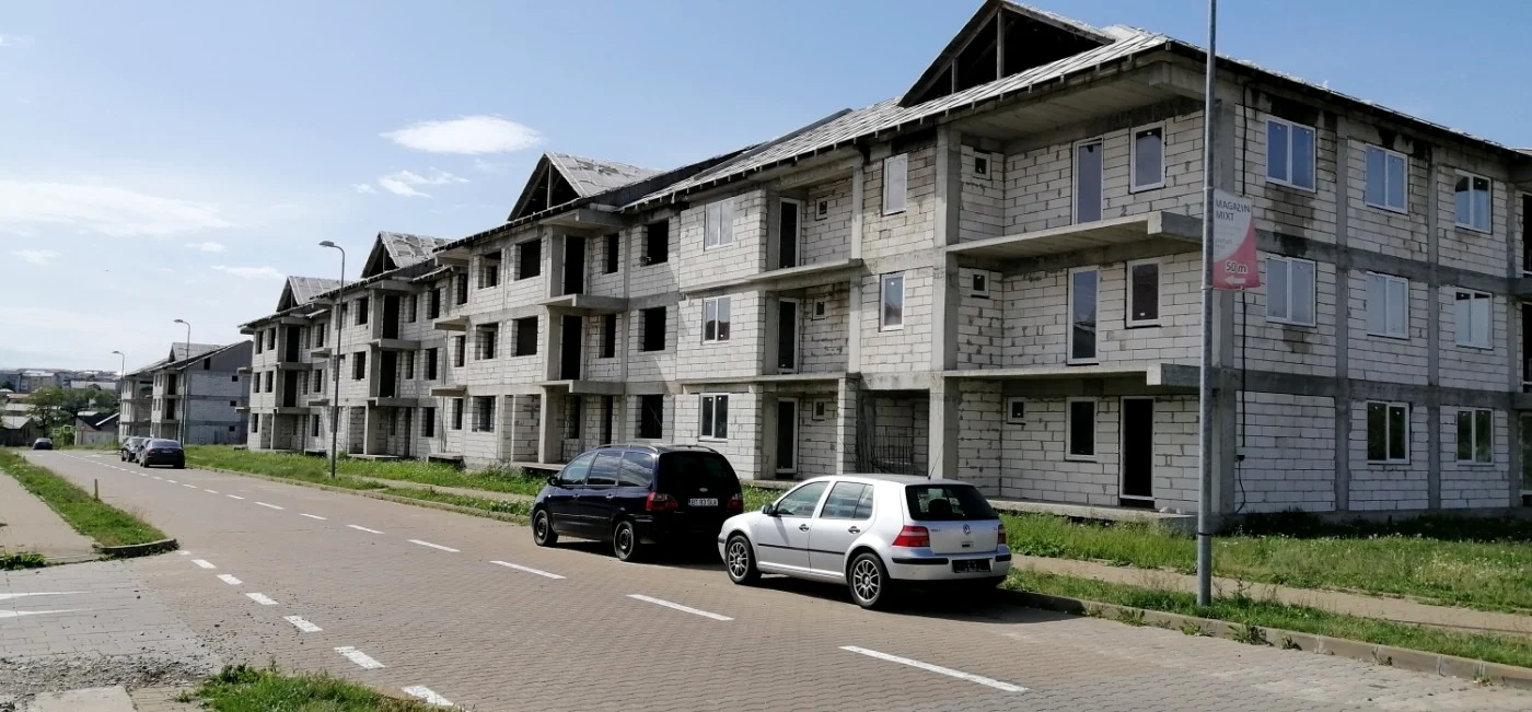 Blocuri cu două etaje cu locuințe sociale