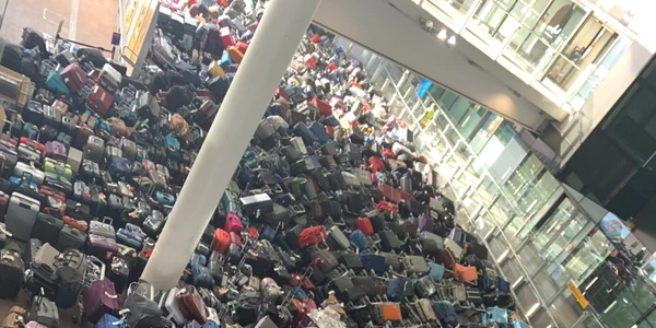 bnagaje heathrow londra aeroport foto twitter