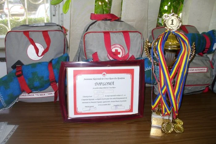 medalii Crucea Roşie Dolj