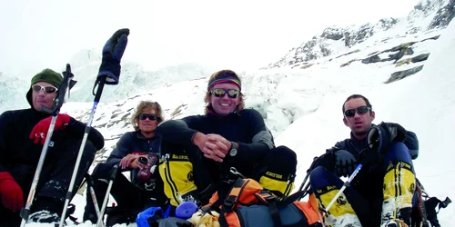 Horia Colibăşanu, în Himalaya, alături de alpinişti străini