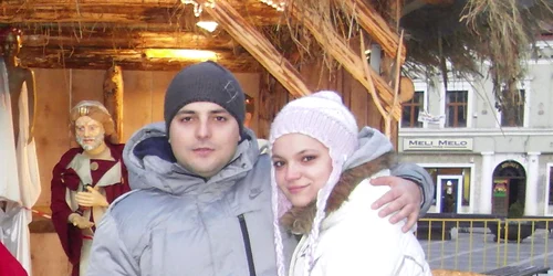 Mirabela şi Cosmin se iubesc de patru ani şi în iunie vor deveni soţ şi soţie