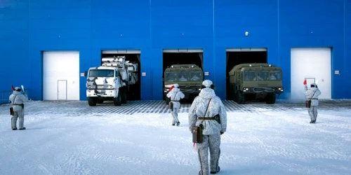 rusia baza arctica/FOTO:X