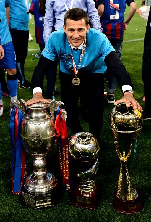 Costel Gâlcă a câştigat trei trofee interne în 10 zile cu Steaua