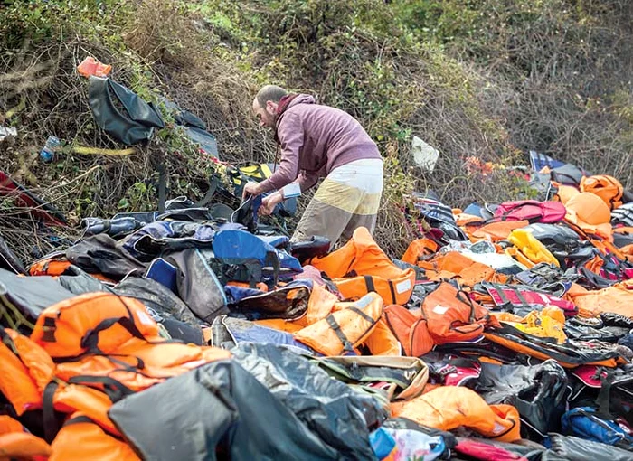 1.000 de voluntari se luptă cu deşeurile