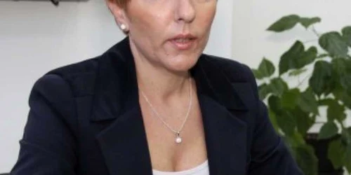 mariana roman isj sm