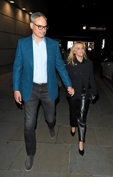 Reese Whiterspoon și iubitul ei Oliver profimedia 1038352413 jpg