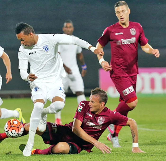 
    Nuno Rocha  a adus egalarea FOTO: Sportpictures.eu   