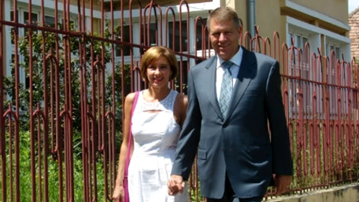 Președintele Klaus Iohannis și soția sa fug de canicula din România tocmai în Germania