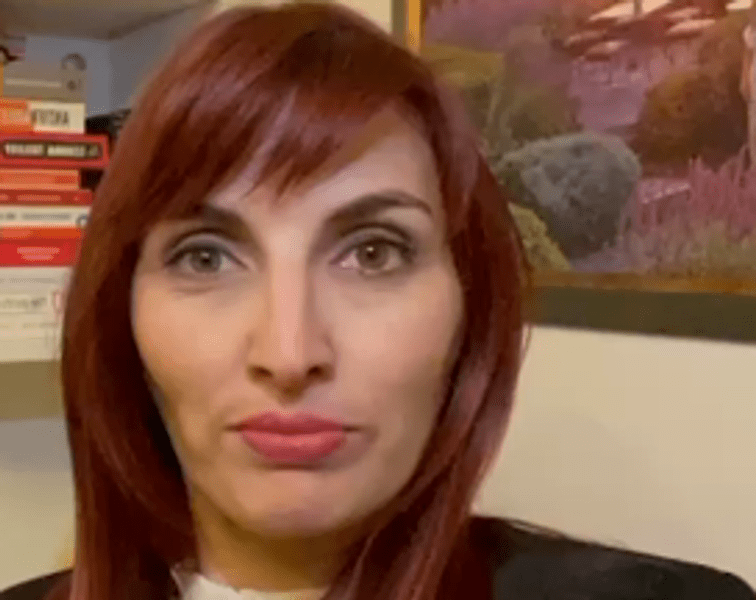 Emilia Popa: „Cred în România deoarece are un potențial extraordinar în a trece peste obstacole cu fruntea sus“ VIDEO