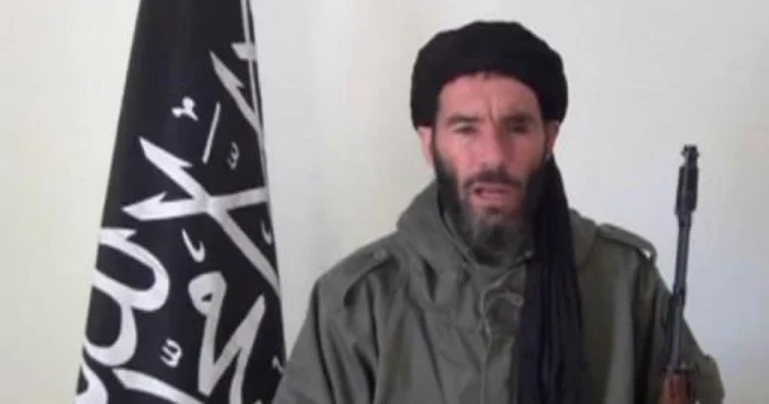 Mokhtar Belmokhtar, cunoscut drept "Orbul", este unul dintre liderii Al-Qaida în Maghrebul Islamic