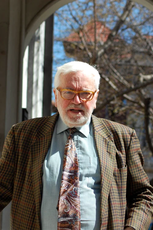 Mihail Dimitrie Sturdza - Ruşii, masonii şi Mareşalul şi alte răspântii ale istoriografiei româneşti- Editura Compania, Bucureşti, 2013 FOTO Cotidianul