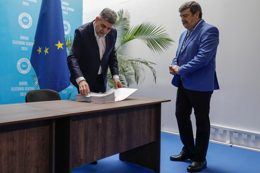 Ce partide s-au înscris în cursa pentru europarlamentare și cum arată listele de candidați