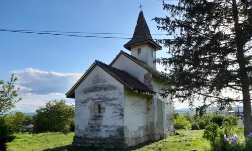 biserica streisangeorgiu tara hategului foto daniel guta adevarul