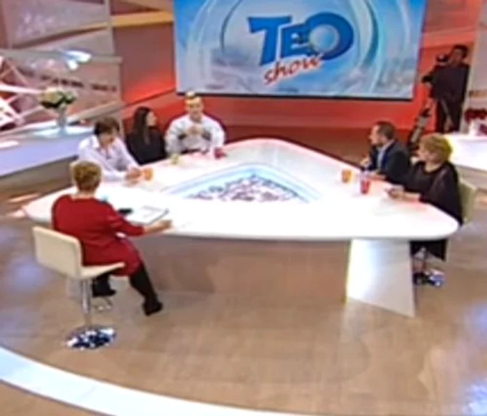 Teo Trandafir la emisiunea ei de la Kanal D. (captură tv)