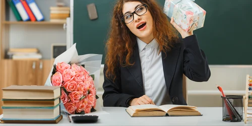 Cadourile pentru profesori de Paște  Sursa Freepik com jpg