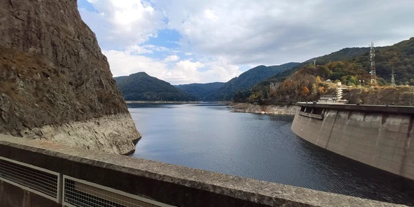 Lacul Vidraru  Foto Pixabay (3) jpg