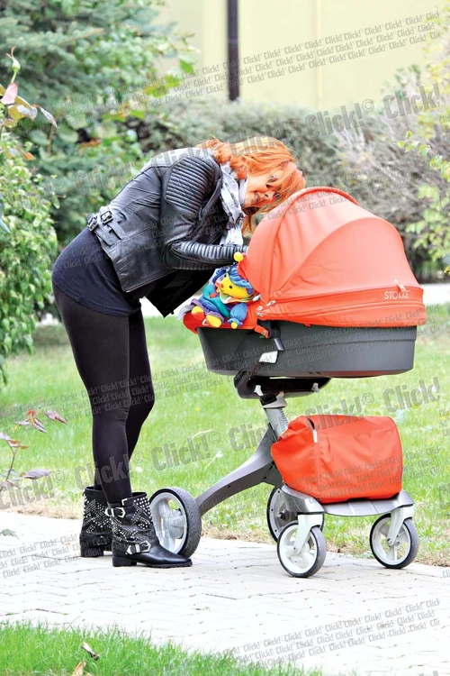 Datorită fetiţei sale,  Manuela este o femeie  împlinită şi fericită!