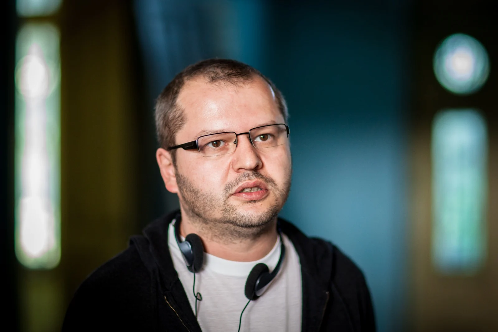 Corneliu Porumboiu, la 20 de ani de la debut: „Nu cred în dispariția cinematografului“. Cum vede regizorul era streamingului și a AI