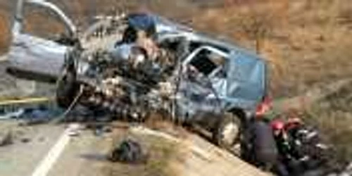 Trei persoane şi-au pierdut viaţa în cel mai grav accident produs în acest an în luna aprilie