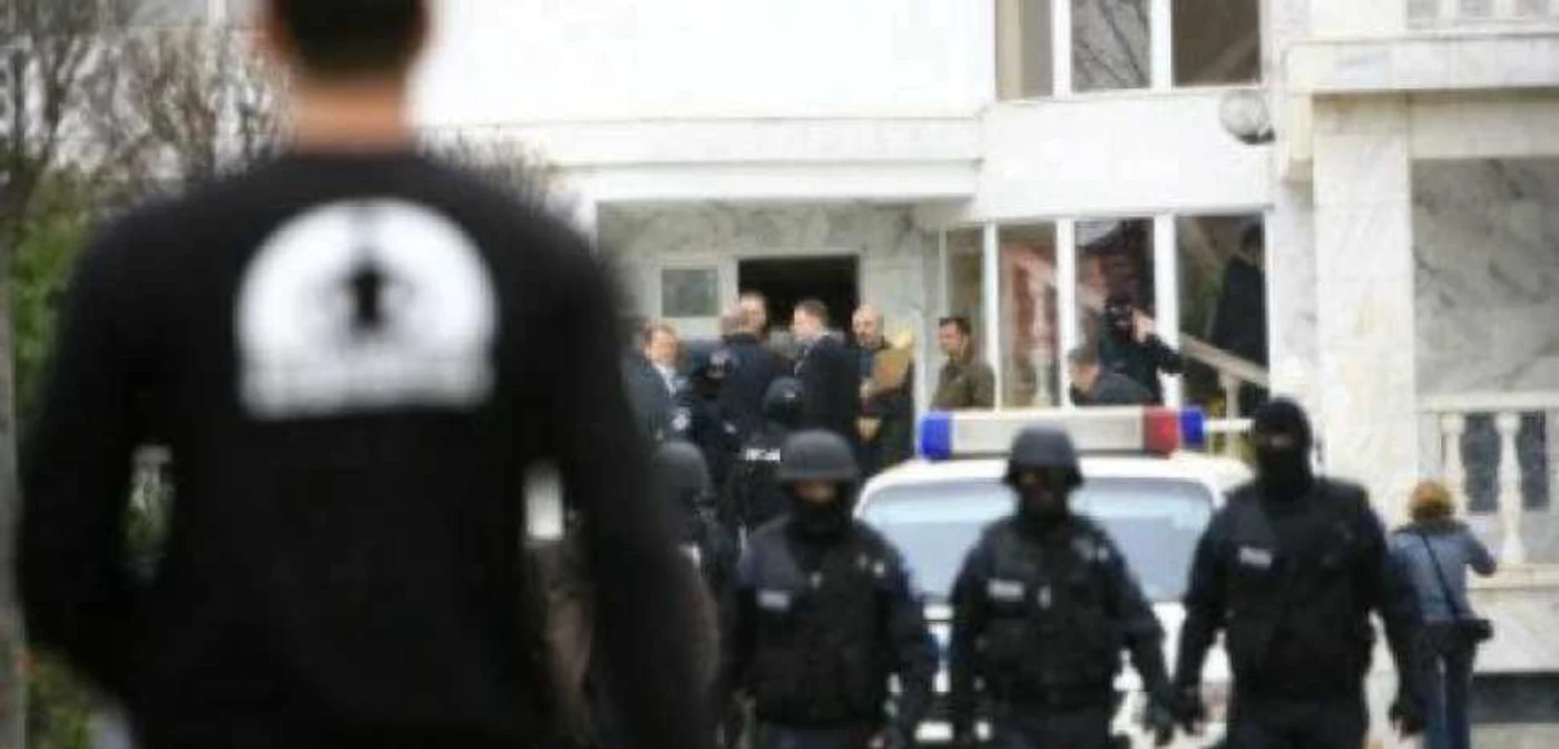 Procurorii DNA ridică documente de la Primaria sectorului 4