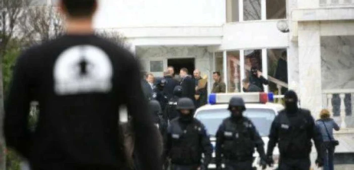 Procurorii DNA ridică documente de la Primaria sectorului 4