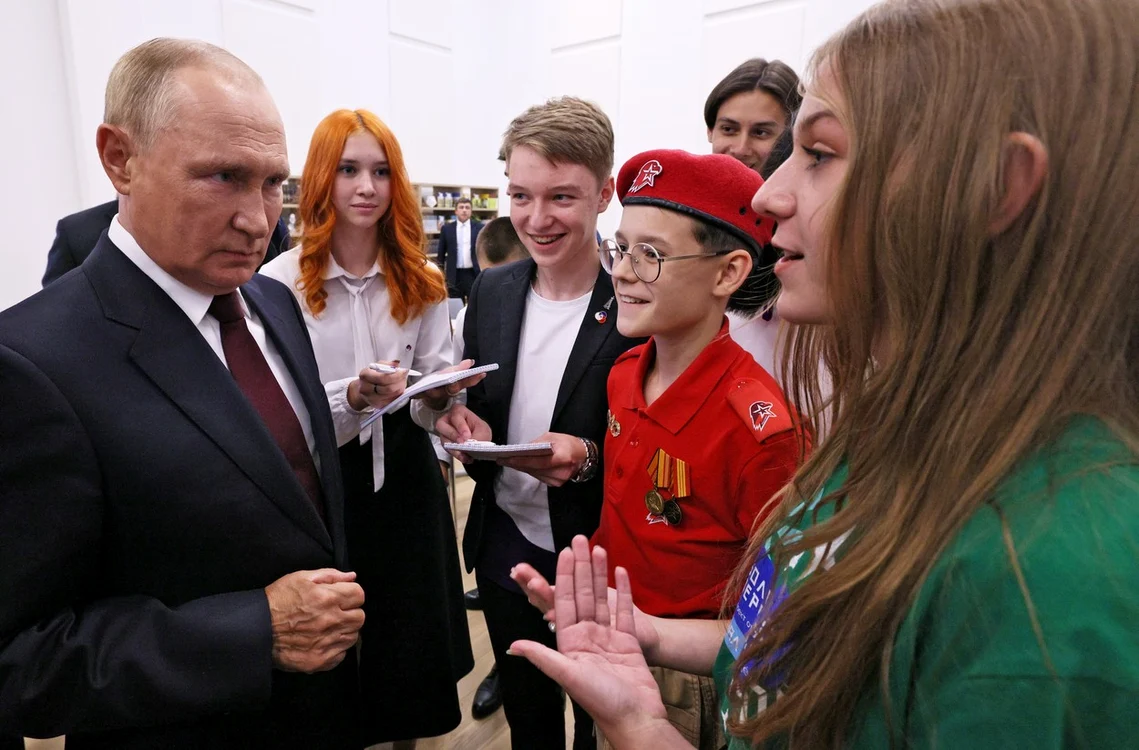 Putin, discuție cu elevii olimpici FOTO Profimedia 
