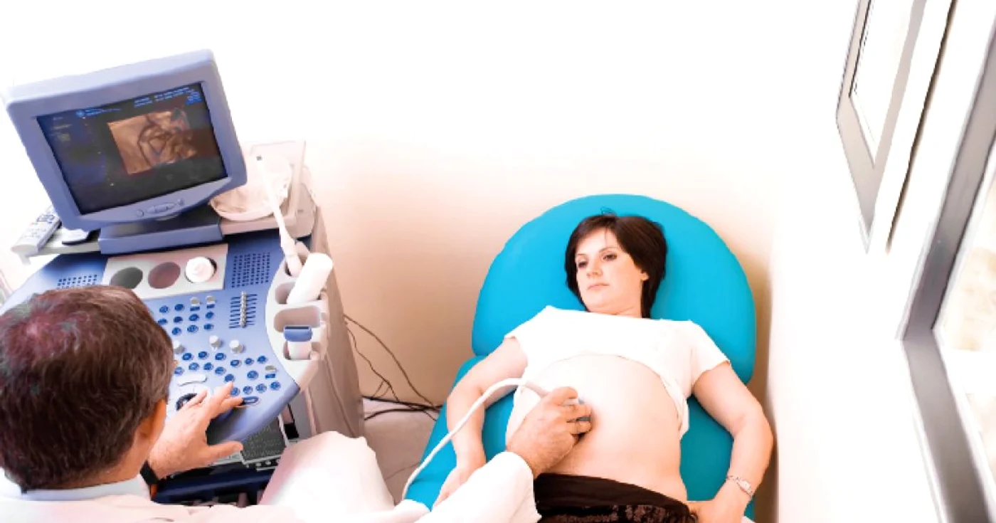 Înainte de a fi vaccinate, gravidele trebuie să primească avizul medicului ginecolog