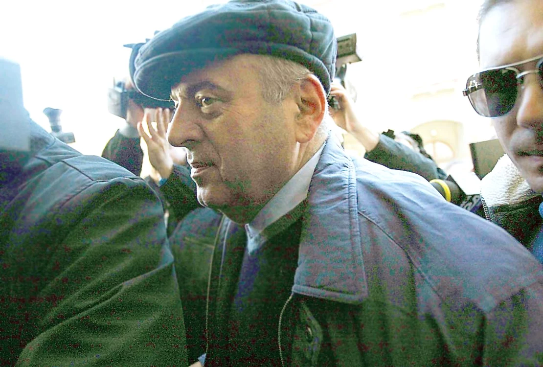 
    Emil Boc  