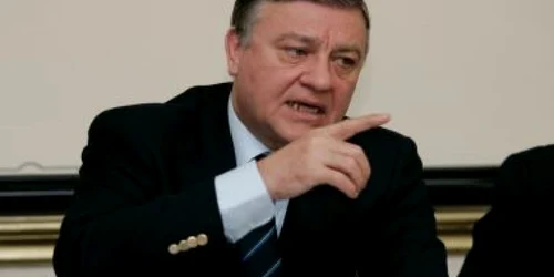 Târgu-Jiu: Sandu acuză juristul FRF că reprezenta şi Pandurii